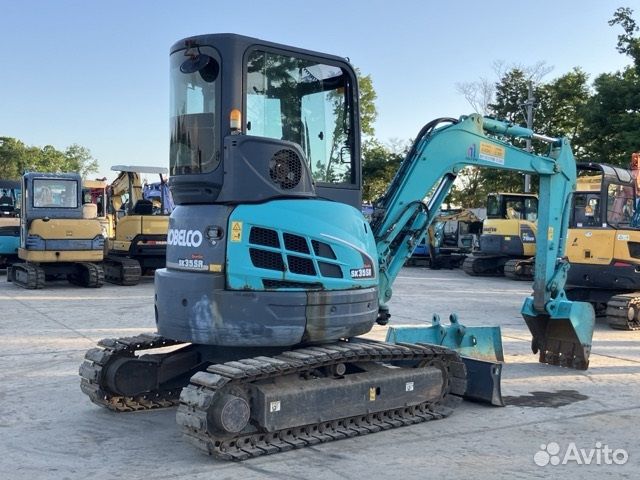 Мини-экскаватор Kobelco SK35SR-5, 2011