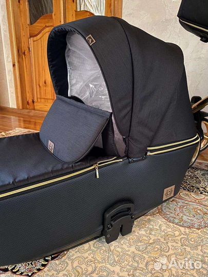 Коляска 2 в 1 adamex