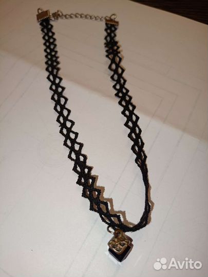 Подвеска с камушком