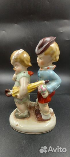 Антикварная статуэтка дети на прогулке Германия