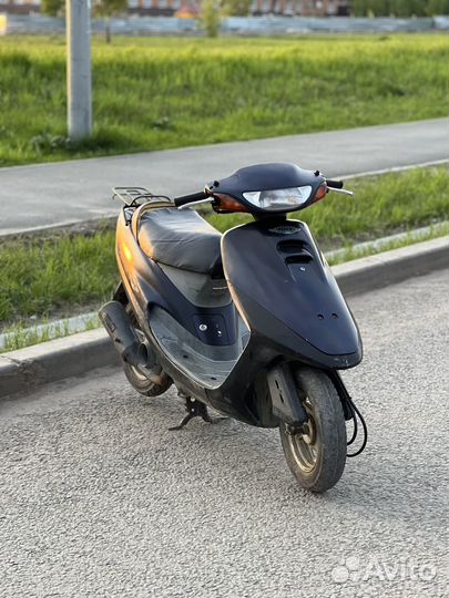 Скутер Honda Tact AF30