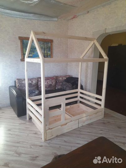 Детская кровать
