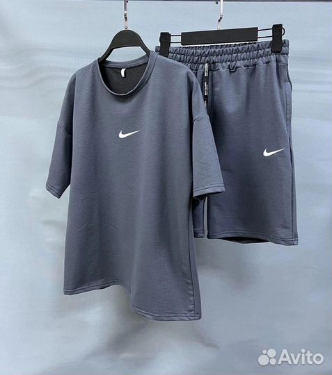 Костюм спортивный Nike (шорты+футболка)