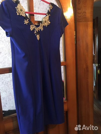 Нарядное платье