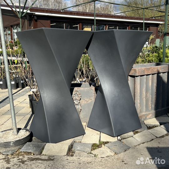 Кашпо напольное