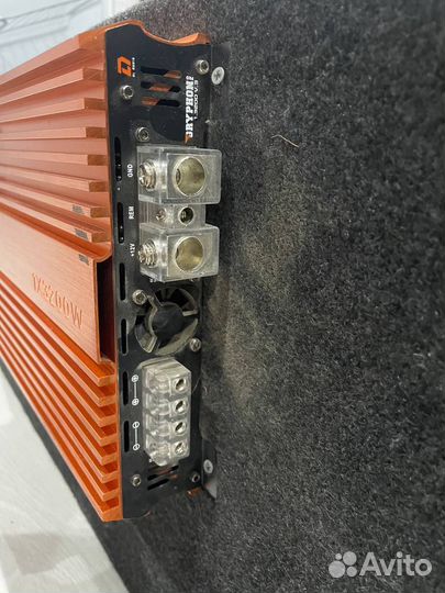 Сабвуфер 3000 watt Dynamic State и усилитель