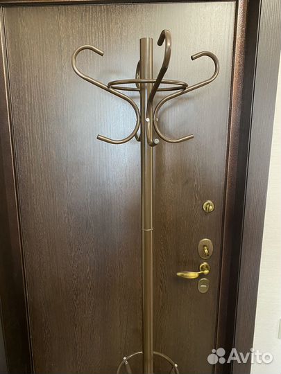 Вешалка для одежды напольная бу