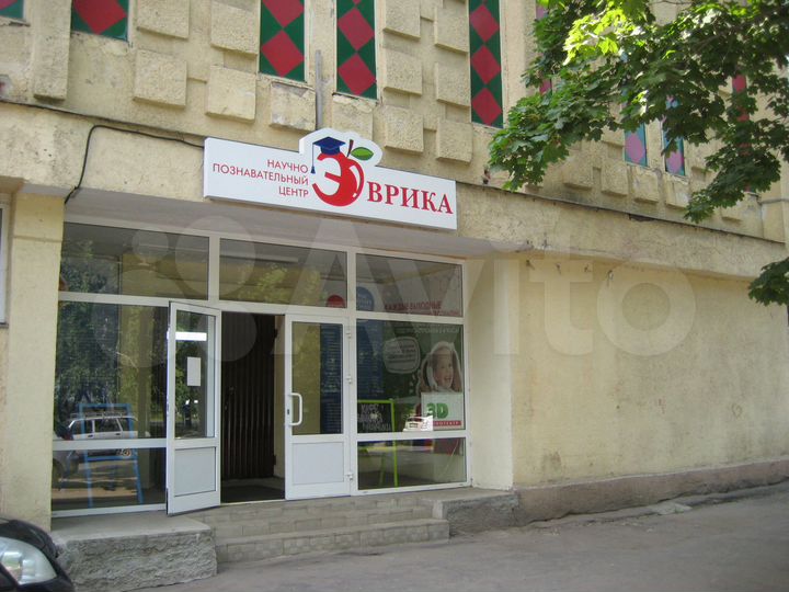 Здание, 1071 м²