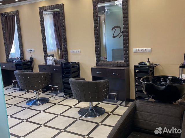 Парикмахерское кресло в аренду