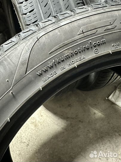 Kumho Crugen Premium KL33 245/45 R19