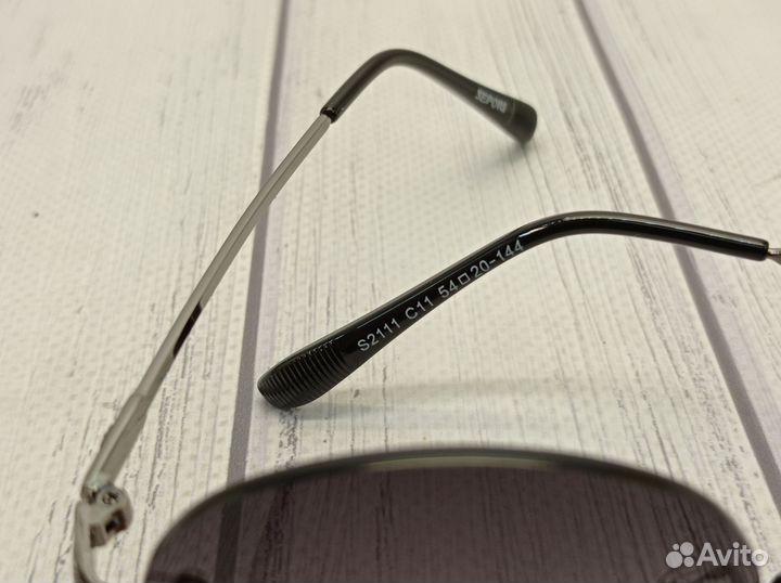 Солнцезащитные очки Chrome Hearts