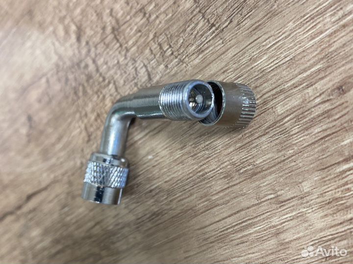 Переходник ниппеля Г-образный