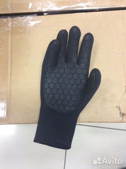 Перчатки mares