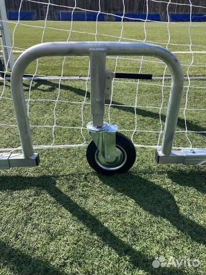Ворота футбольные юношеские мобильные с колесами