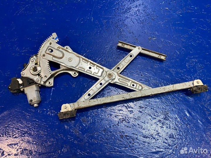 Стеклоподъемник задний правый Nissan Teana L33