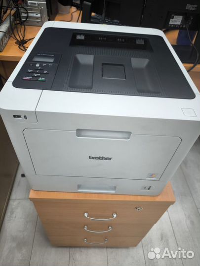 Лазерный цветной принтер Brother HL-L8260CDW