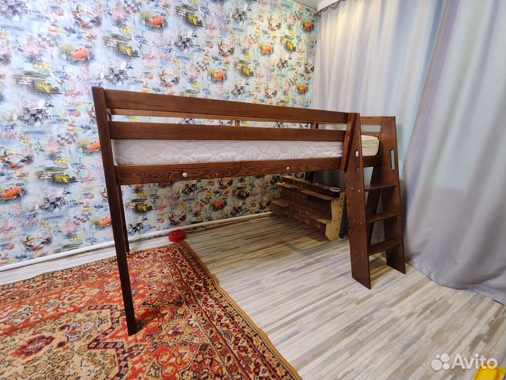 Детская кровать чердак