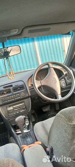 Продам toyota camry