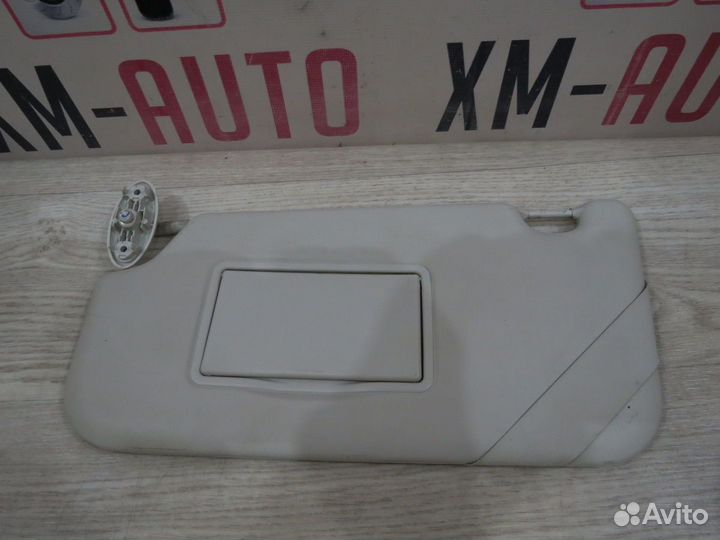 Козырек солнцезащитный левый Ford Focus 3