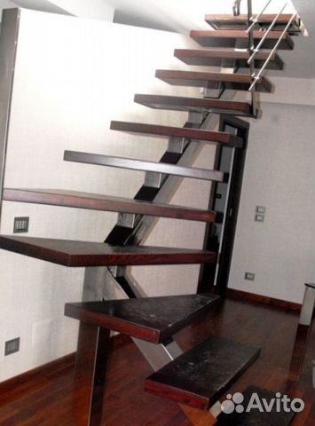 Лестница на второй этаж