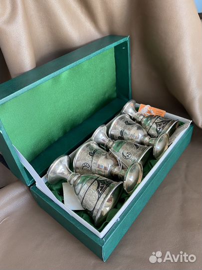 Рюмки серебро 875