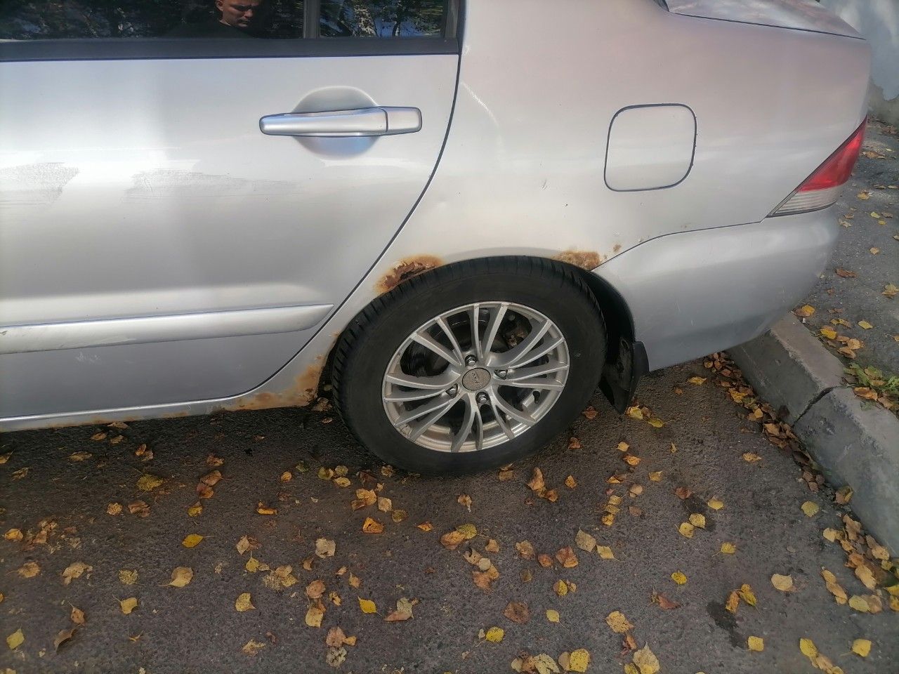Mitsubishi Lancer: фото владельца