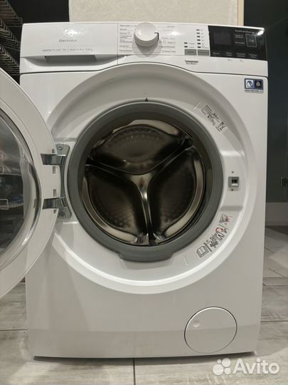 Стиральная машина Electrolux perfectcare 700