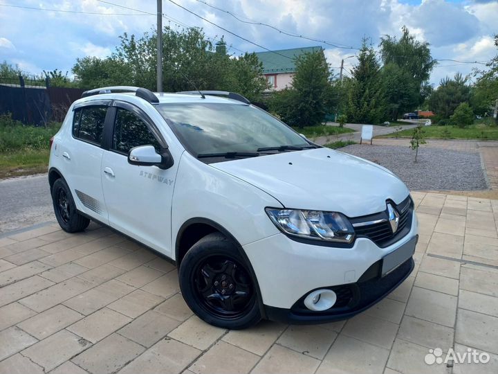 Renault Sandero 1.6 AT, 2017, 13 000 км