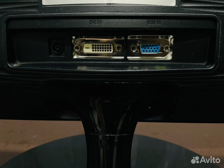 Монитор 22 дюйма Samsung S22B300B