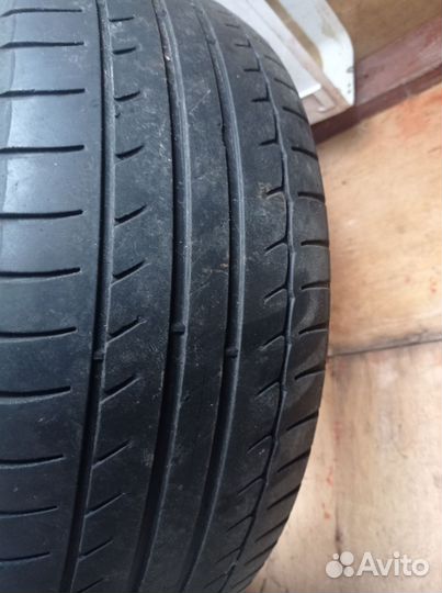 Michelin TRX 215/55 R16