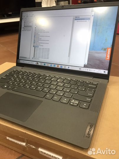 Стильный ноутбук Lenovo