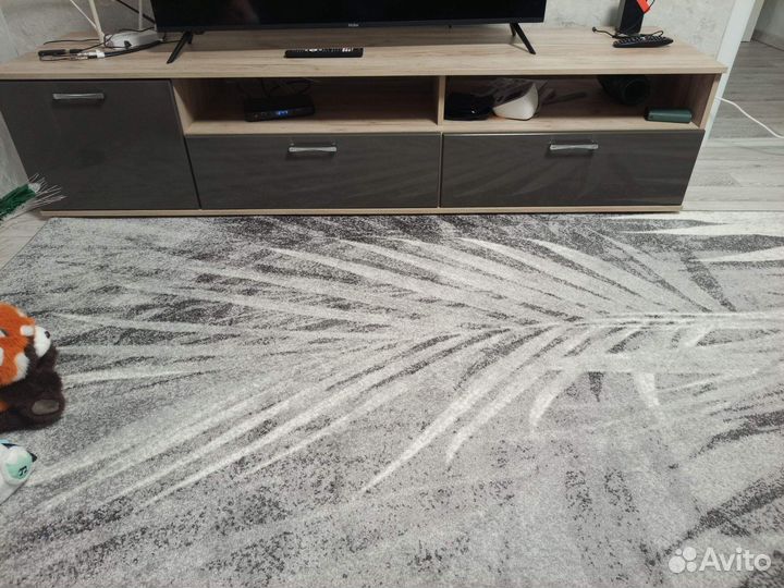 Тумба под тв