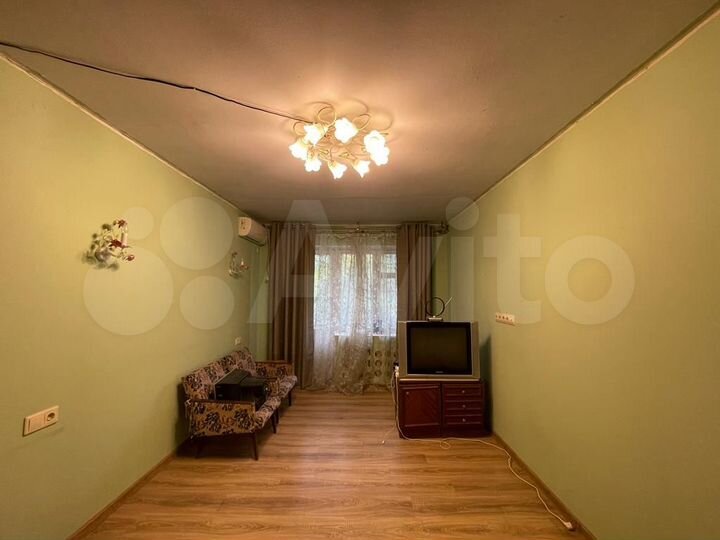 2-к. квартира, 41,3 м², 2/5 эт.