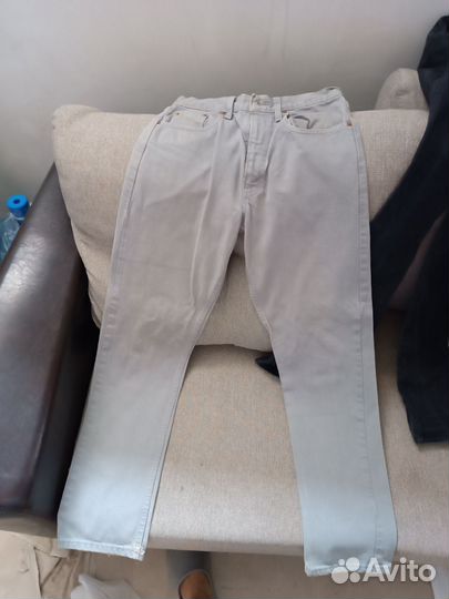 Джинсы levis