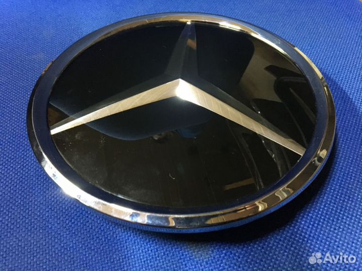 Эмблема мерседес под дистроник w204 c 204