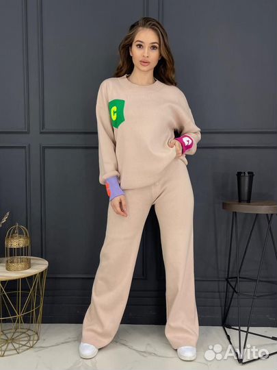 Спортивный костюм женский новый