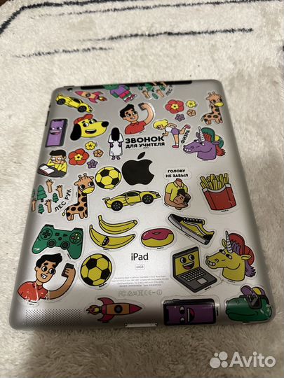 iPad 3 Wi-Fi + Cellular 64gb