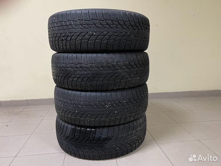 Kumho WinterCraft Ice Wi51 215/55 R17 98