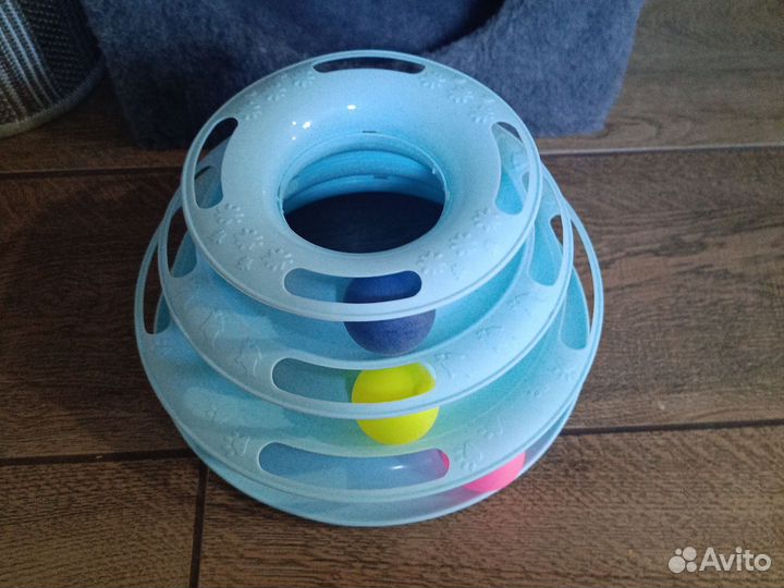 Когтеточка домик для кошки новый