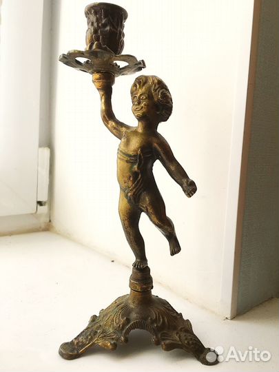 Бронзовый подсвечник