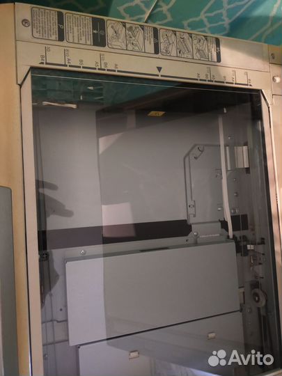 Принтер сканер копир лазерный цветной