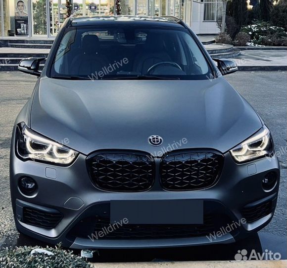 Накладки на зеркала BMW F48 М стиль черный глянец