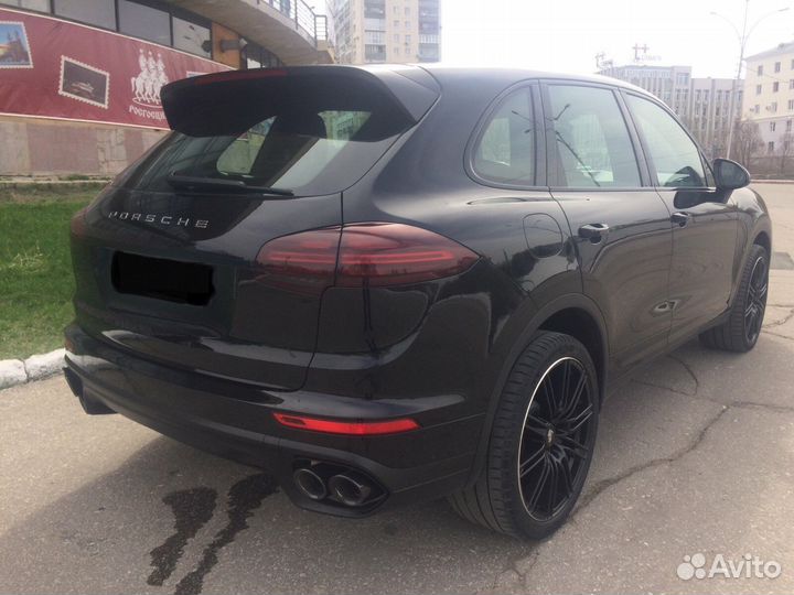 Porsche Cayenne 3.0 AT, 2016, 107 000 км