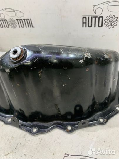 Поддон двигателя Audi Q5 8R CDN 2011