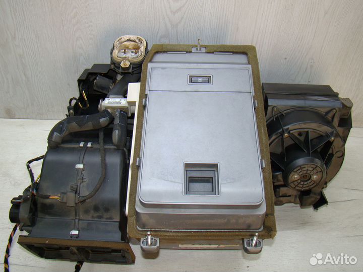 Холодильник BMW 7 E65 бмв 7 Е65 Е66