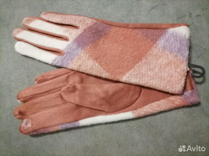 Женские демисезонные флисовые перчатки с принтом