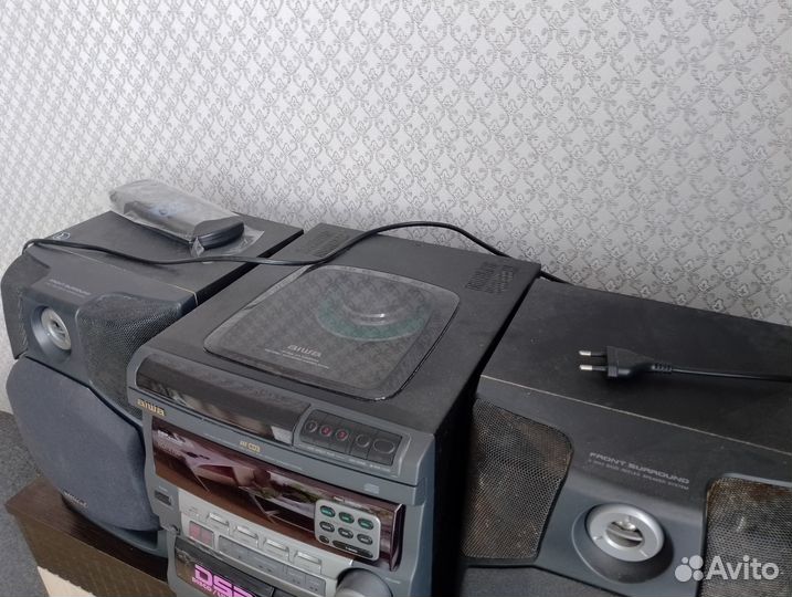 Aiwa NSX 700