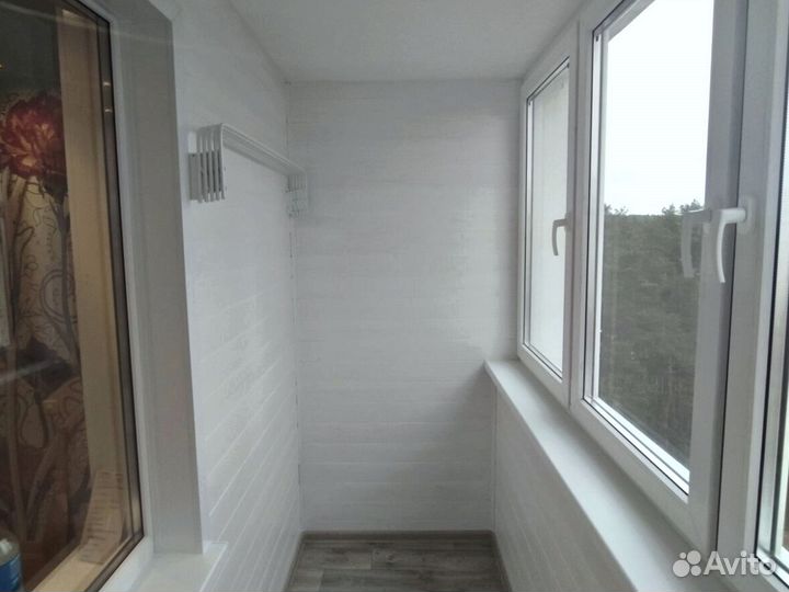 Отделка балкона. Остекление. Рассрочка