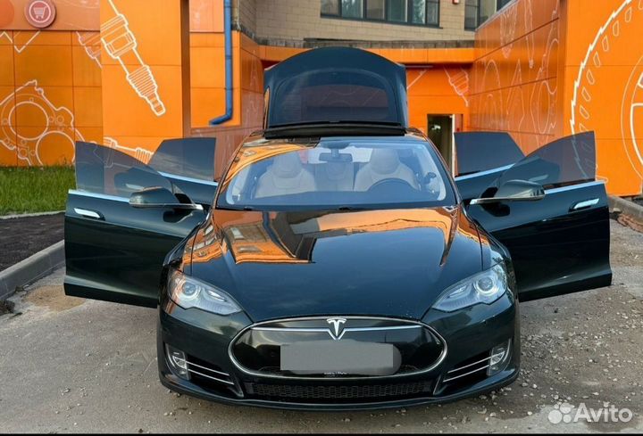 Tesla Model S 382 л.с. AT, 2014, 100 000 км