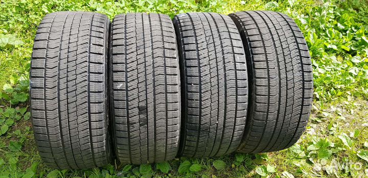 Bridgestone Blizzak Ice 255/35 R19